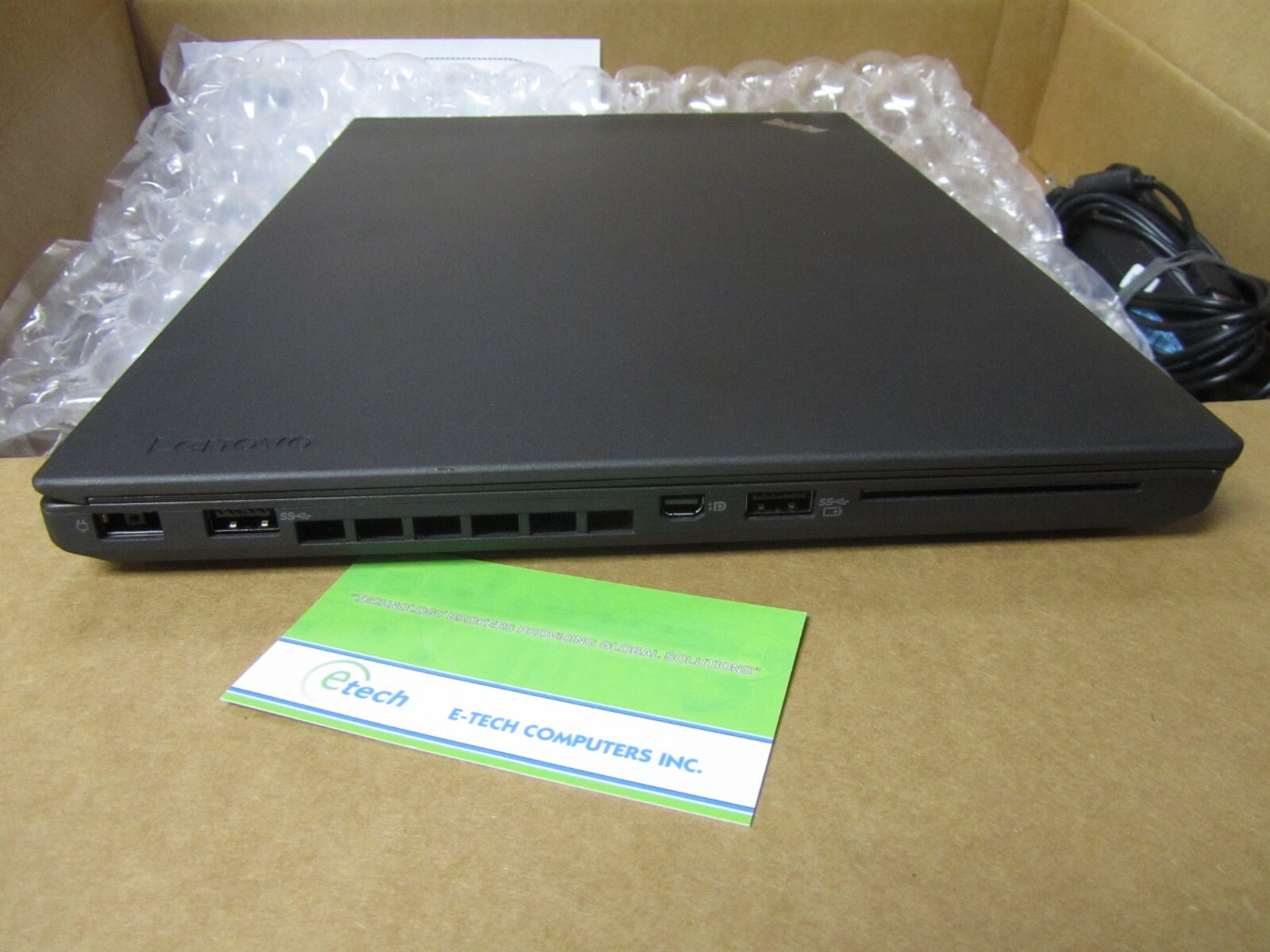 20FMS1JD0F – ThinkPad T460 i5-6300U 8GB RAM, 320GB HD, 14.0″ HD WIN7 Win10 Pro
