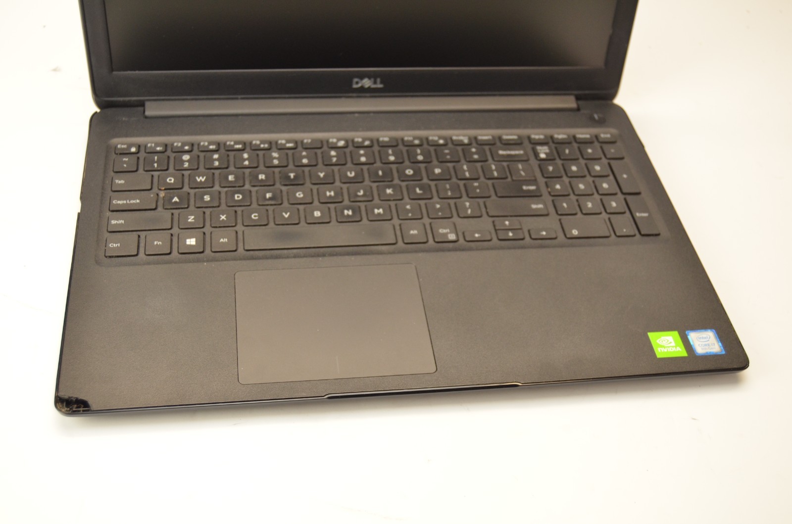Dell Latitude 3500 15.6″ i7-8565U 1.80GHz 8GB Ram NO HDD/OS FOR PARTS READ