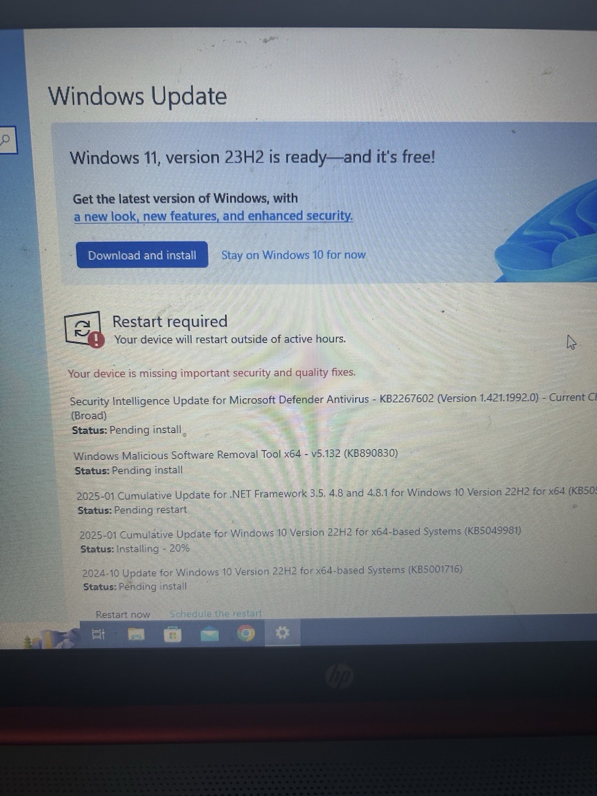 Lightly Used HP 15-DW1083WM Read Description.