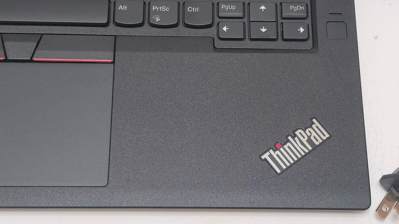 Lenovo ThinkPad T480 (i7-8th 32GB RAM 1TB SSD) 14″ Touch GeForce 2GB GPU