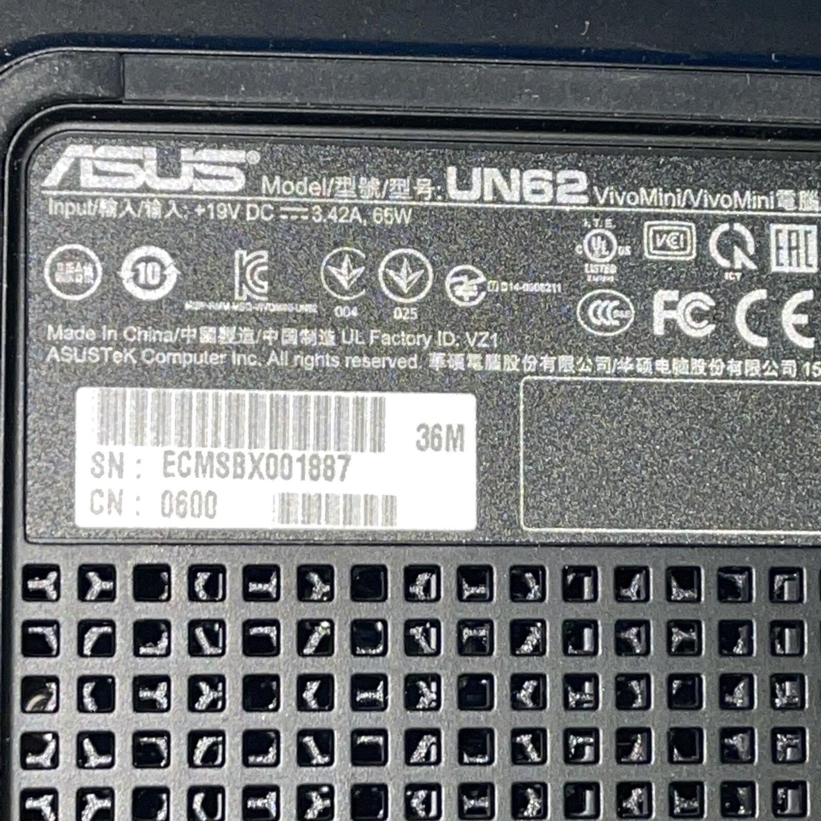 ASUS UN62 VivoMini i3-4300U 90MS00A2-M00460 /NO RAM NO HDD MINI PC