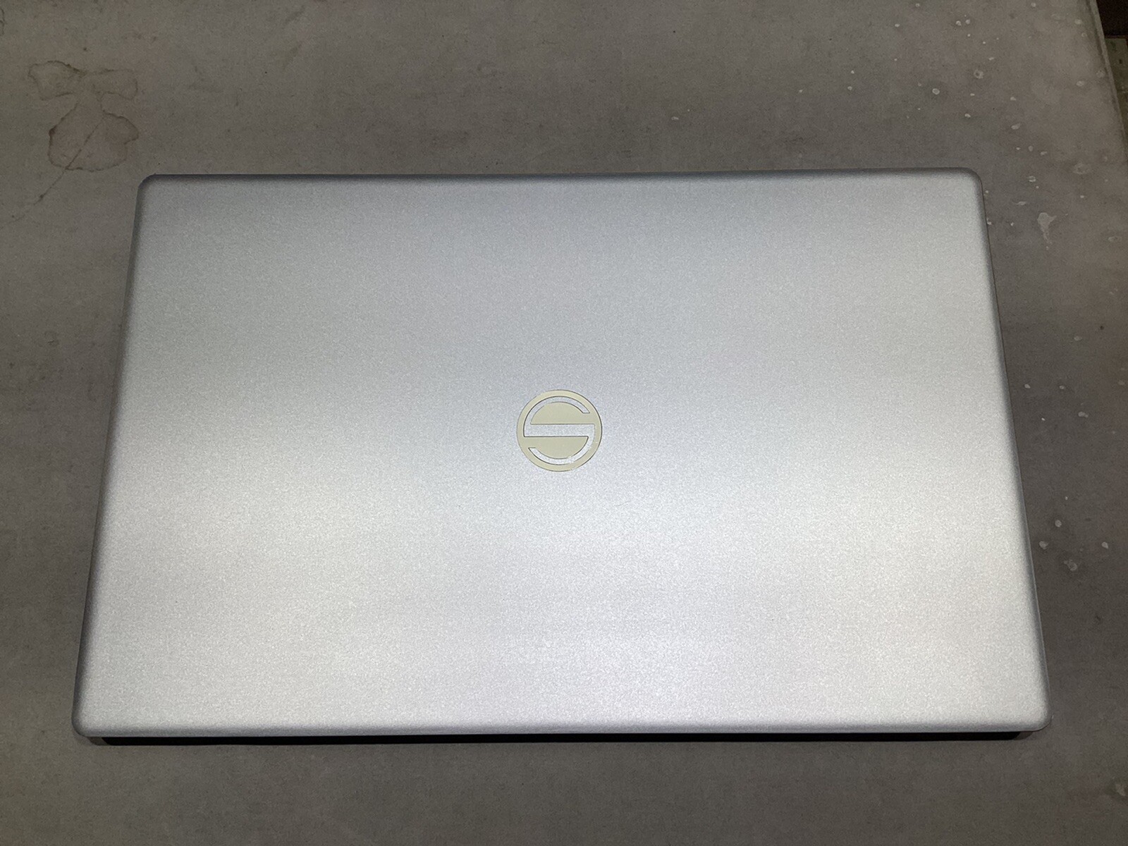 SGIN M15 Laptop 15.6 Inch, 4GB DDR4 128GB SSD Windows 11 *See Pictures*