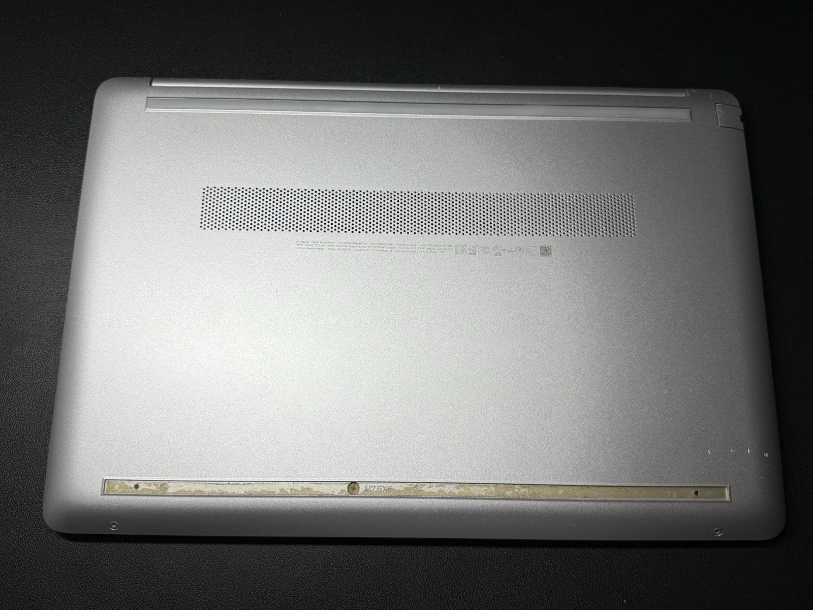 HP 15-dw0037wm 15.6” Laptop i3-8145U 8GB RAM 1TB HDD Windows 11 w/ Charger
