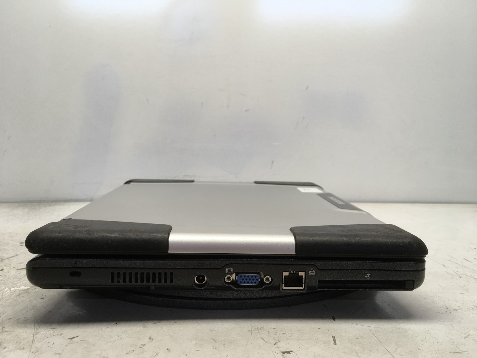 Durabook S14K AMD Turion 64 MT-32 1800MHz 1 GB NO HDD No Batt