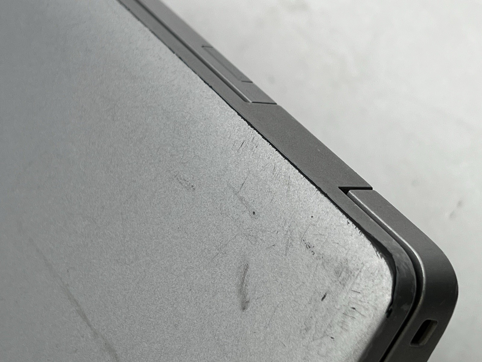 Dell Latitude 5520, i3-1125G4 @ 2.00GHz, 8GB RAM, 256GB NVMe-No OS/AC