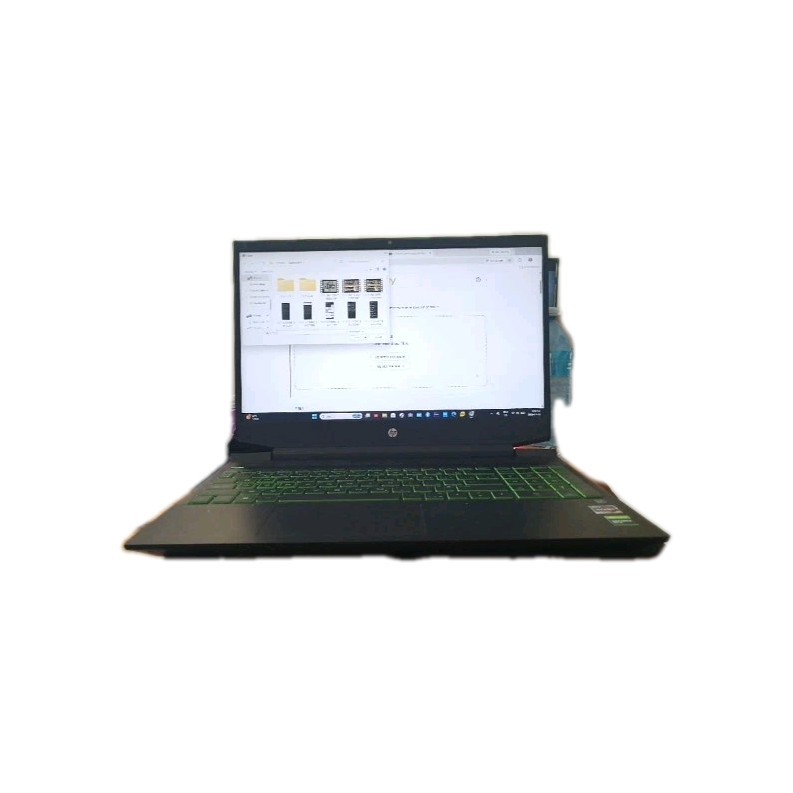 hp laptop windows 11 pro…. used 5 times bought 2 months ago ..2025 model