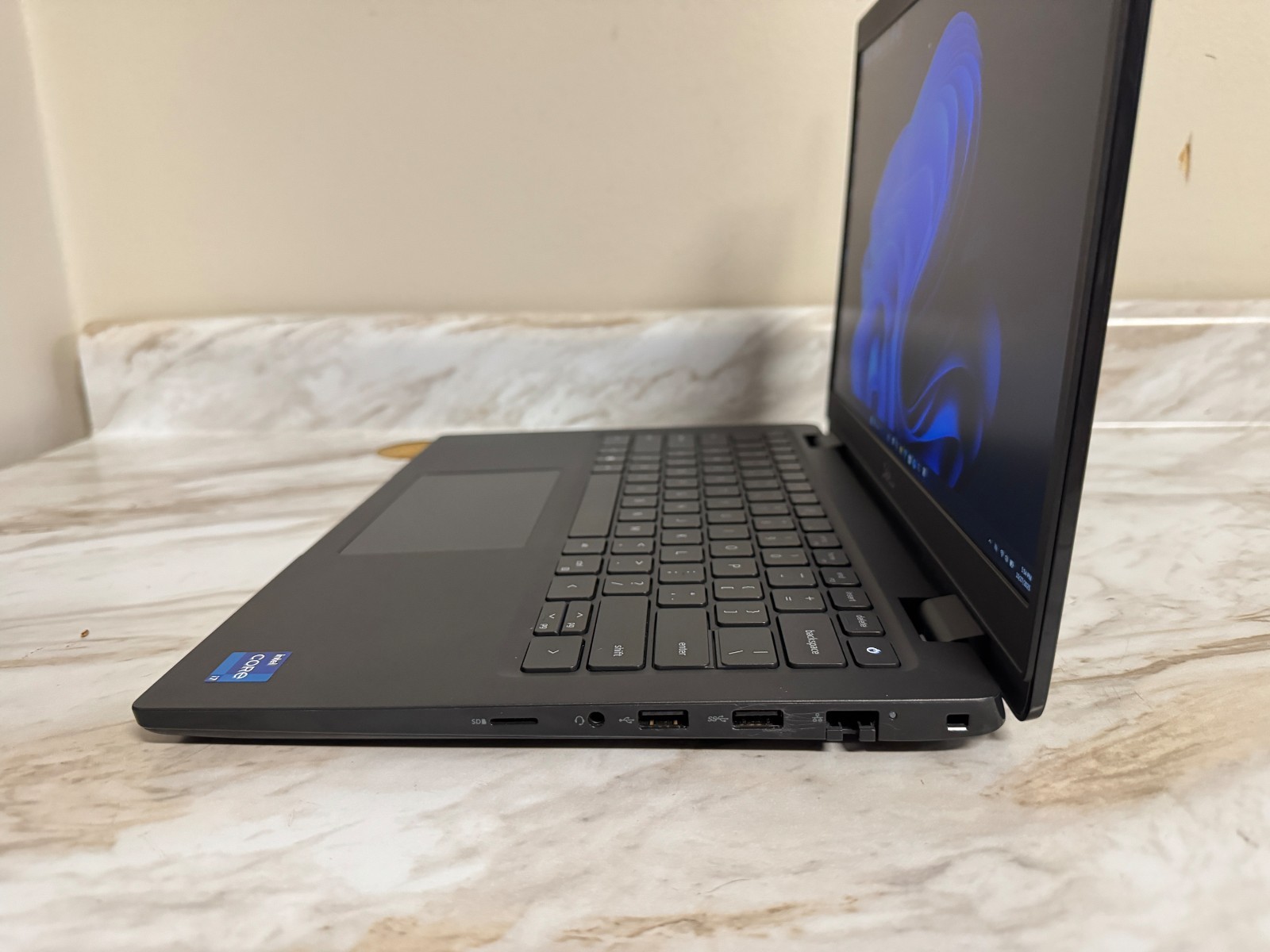 Dell Latitude 3420 Laptop 14″ FHD i7-1165G7 512GB NVME 16GB Ram Windows 11 Pro