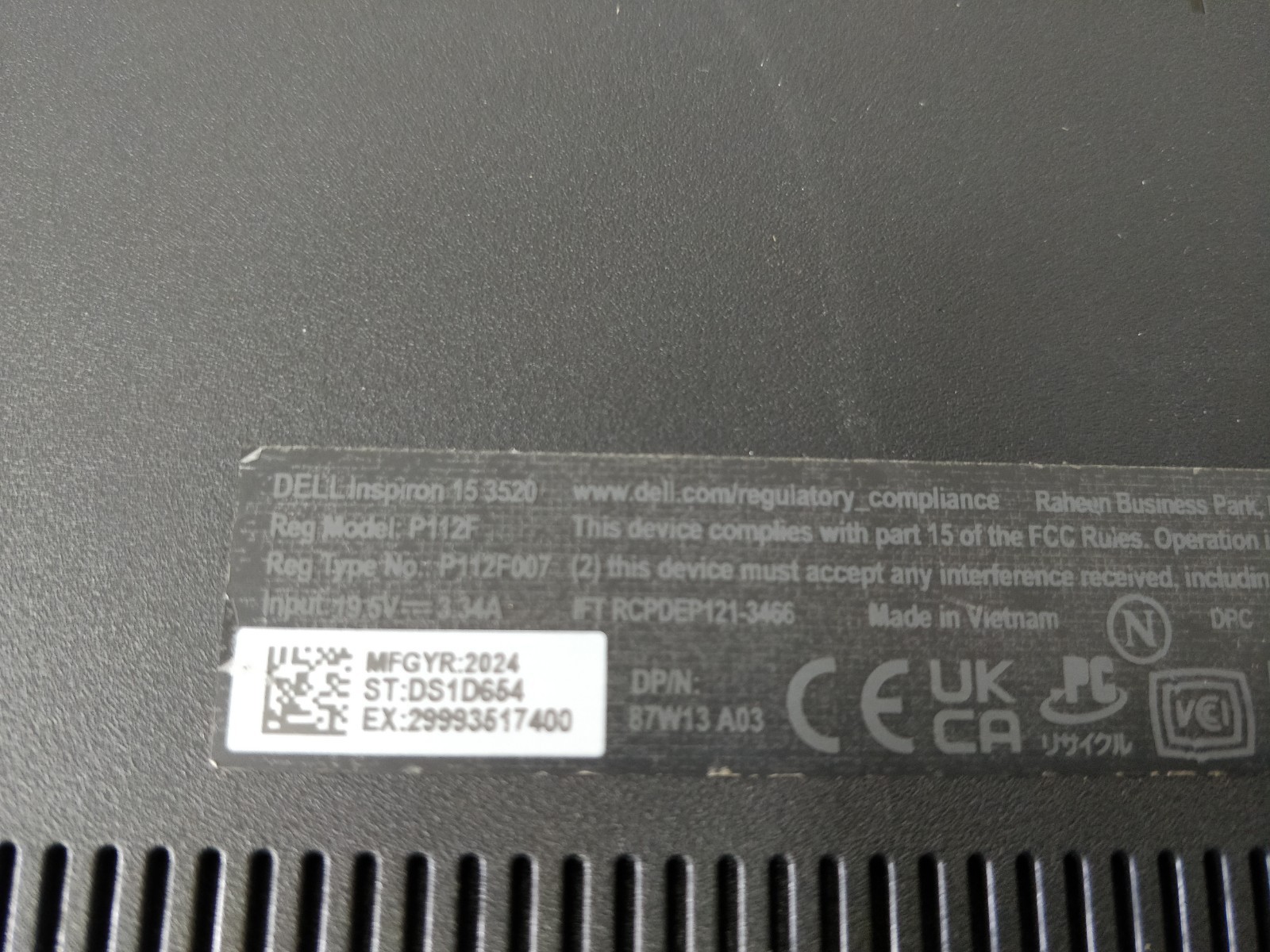 Dell Inspiron 15 3520 INTEL CORE I5-1155G7@2.40GHz 8GB RAM NO DRIVE PARTS 8988