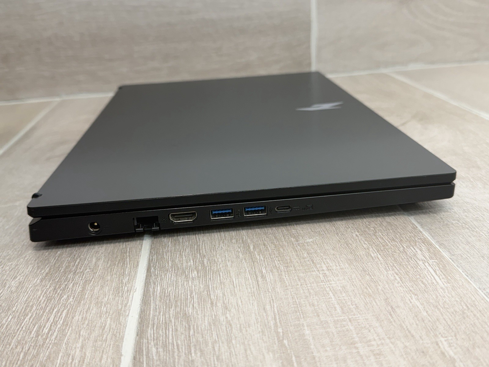 For Parts Acer Nitro V 15 15.6″ Ryzen 5-7535HS GeForce RTX 4050 No Ram No SSD