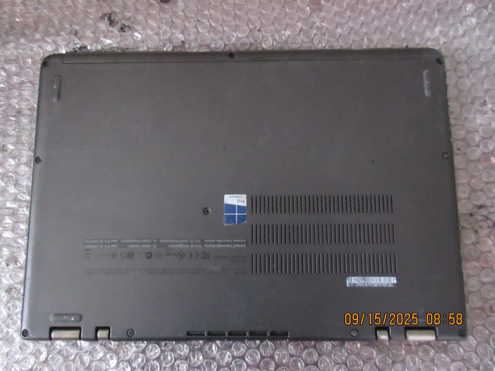 Lenovo ThinkPad Yoga 12 Core i5 -5300U| 8gb RAM | 128 SSD | W10 | NO BATTERY |