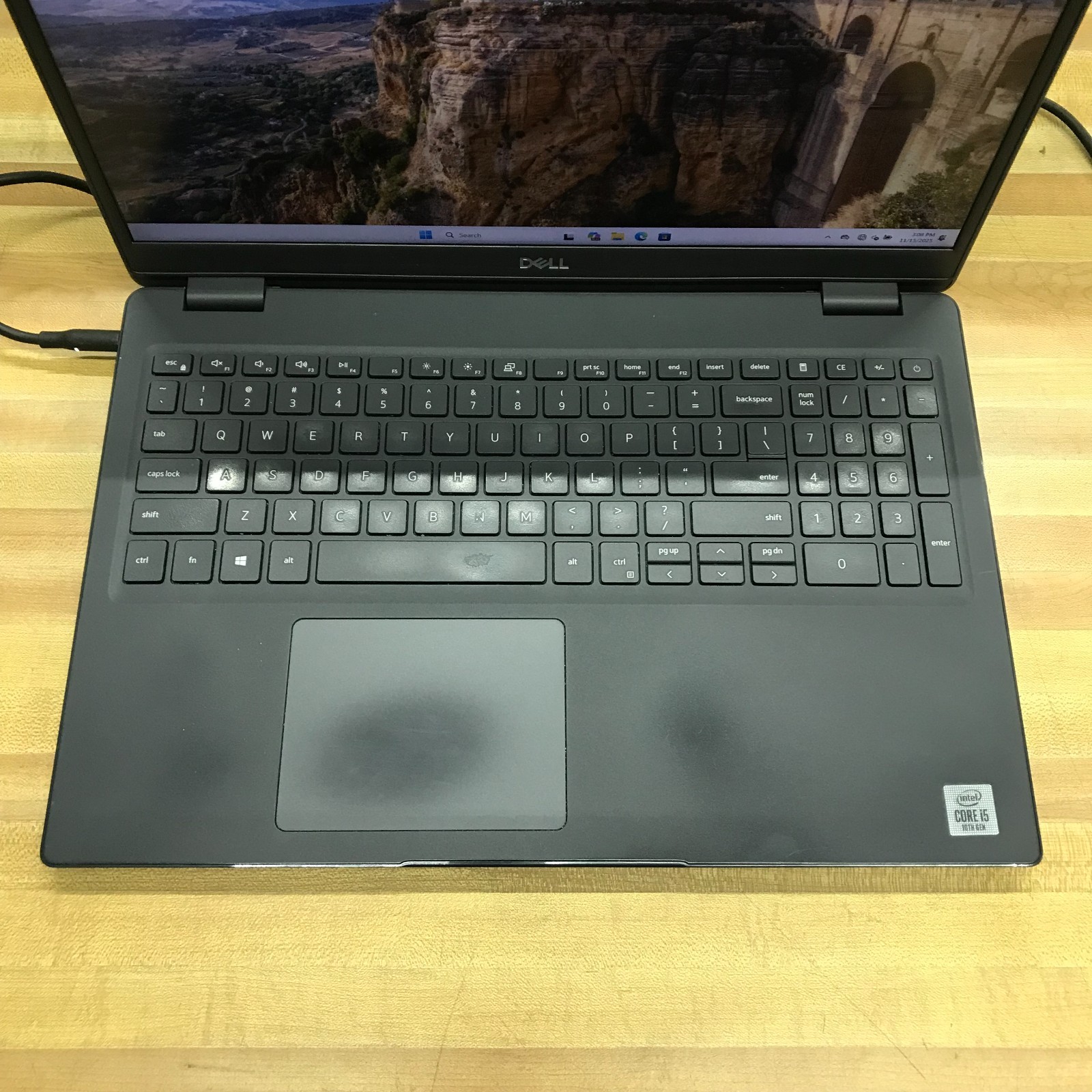 Dell Latitude 3510 Laptop i5-10210U 1.60GHz 8GB RAM 256GB SSD (Windows 11 Pro)