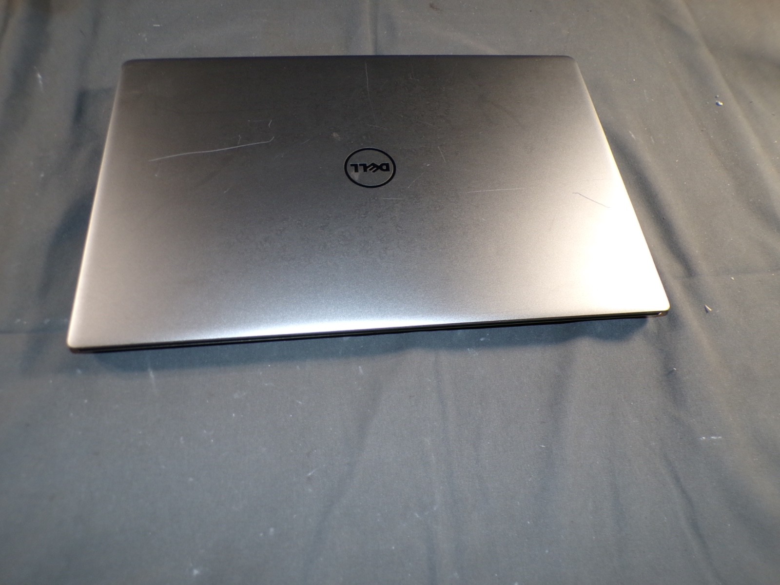 DELL XPS 13 9343 INTEL CORE I5-5200U 2.20GHZ 4GB RAM **NO HD/ NO CADDIE/ NO OS/
