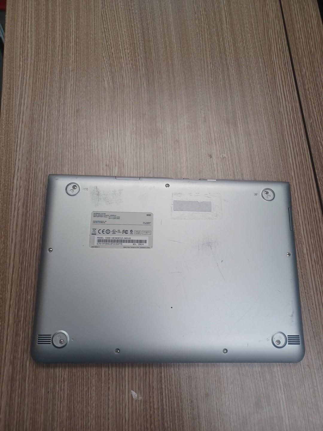 Samsung Chromebook 2013 XE303C12-A01US
