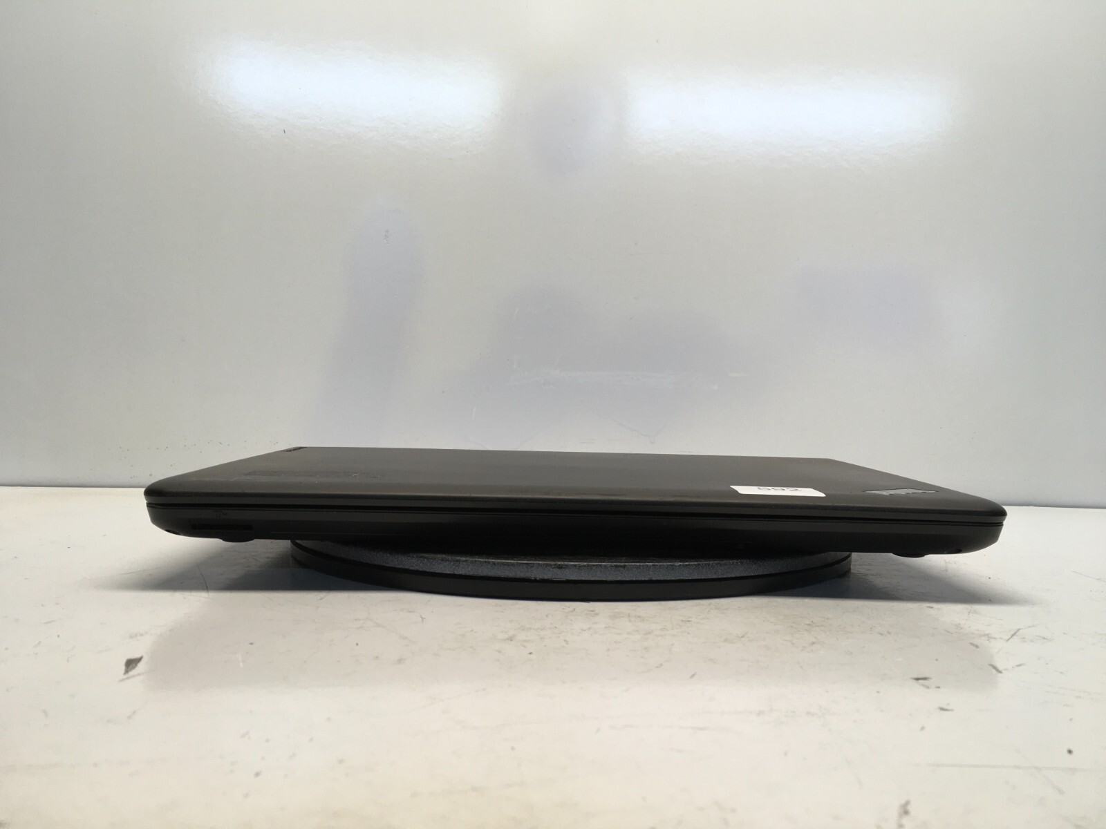 Lenovo ThinkPad E550 Intel i3-4005U 1.7GHz 4 GB NO HDD