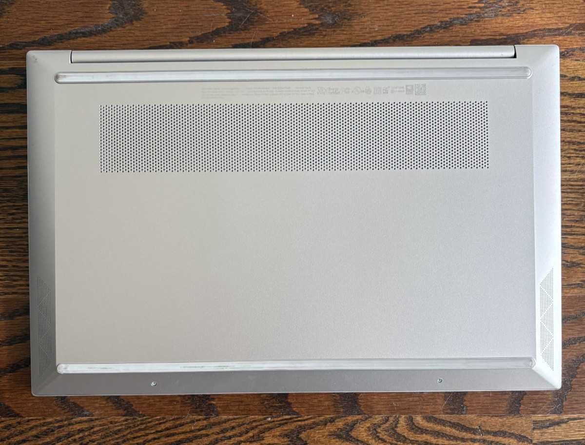 HP Pavilion Laptop 15-eg3053cl 15.6″ i5-1335U 1.3GHz 16GB RAM 512GB