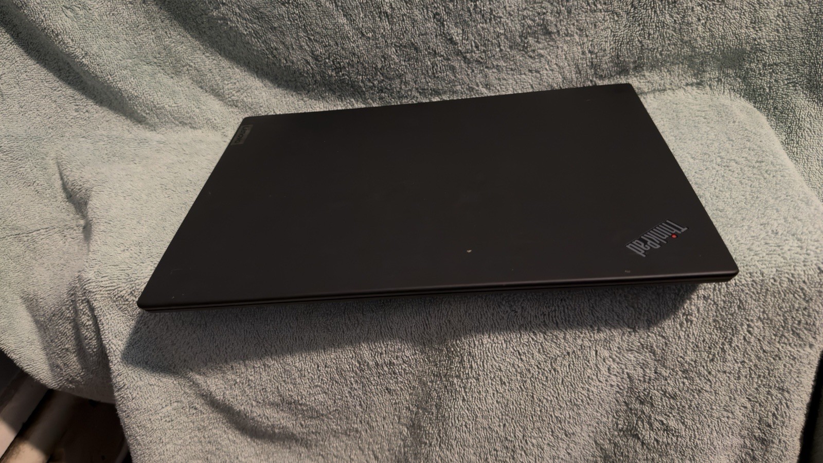 Lenovo ThinkPad X13 Gen 2 13.3″ (512GB SSD, i7-1165G7, 16GB, NO OS) READ DESC