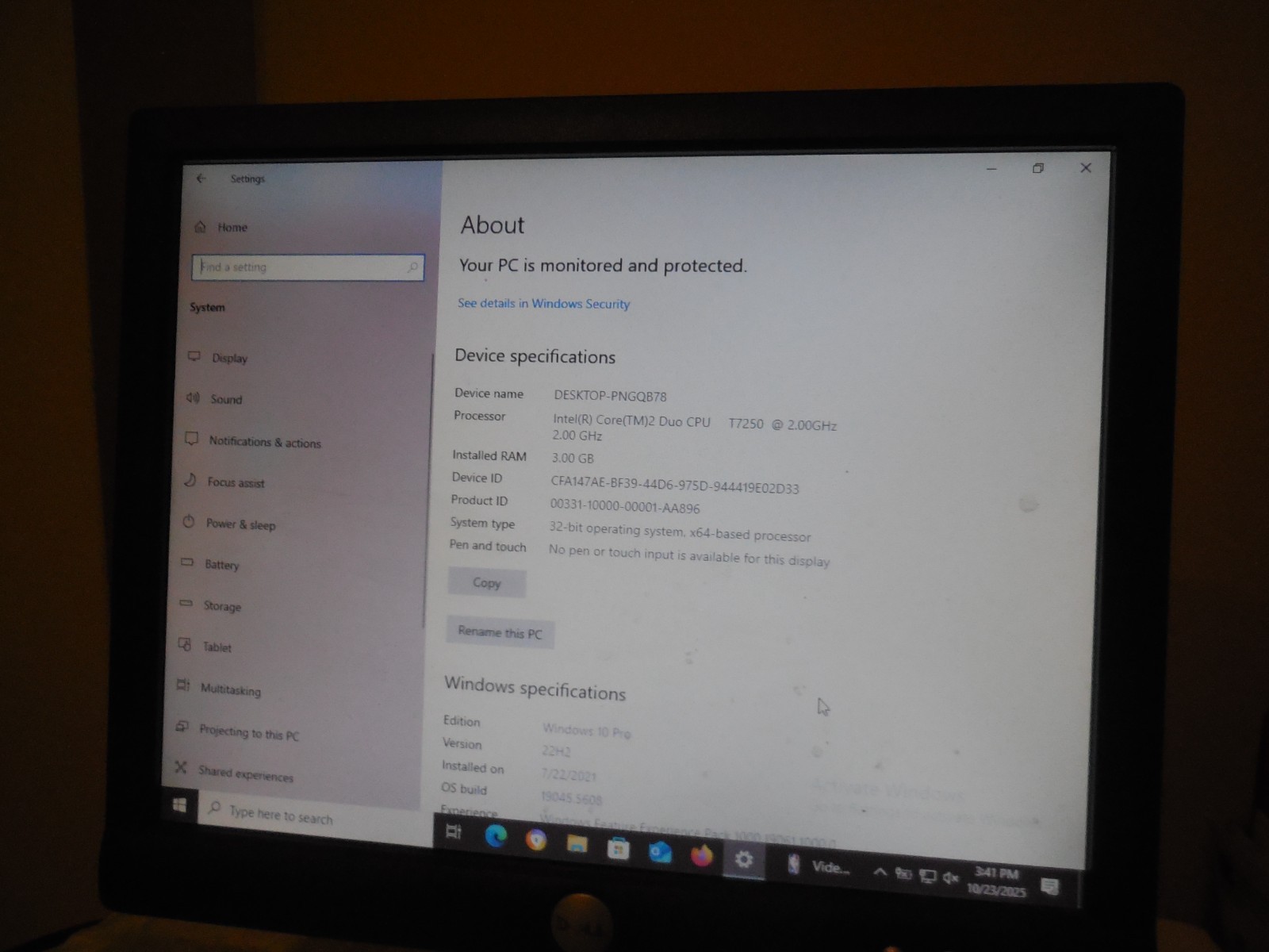 Dell Latitude D630 14.1” Notebook (Intel Core 2 Duo) body only