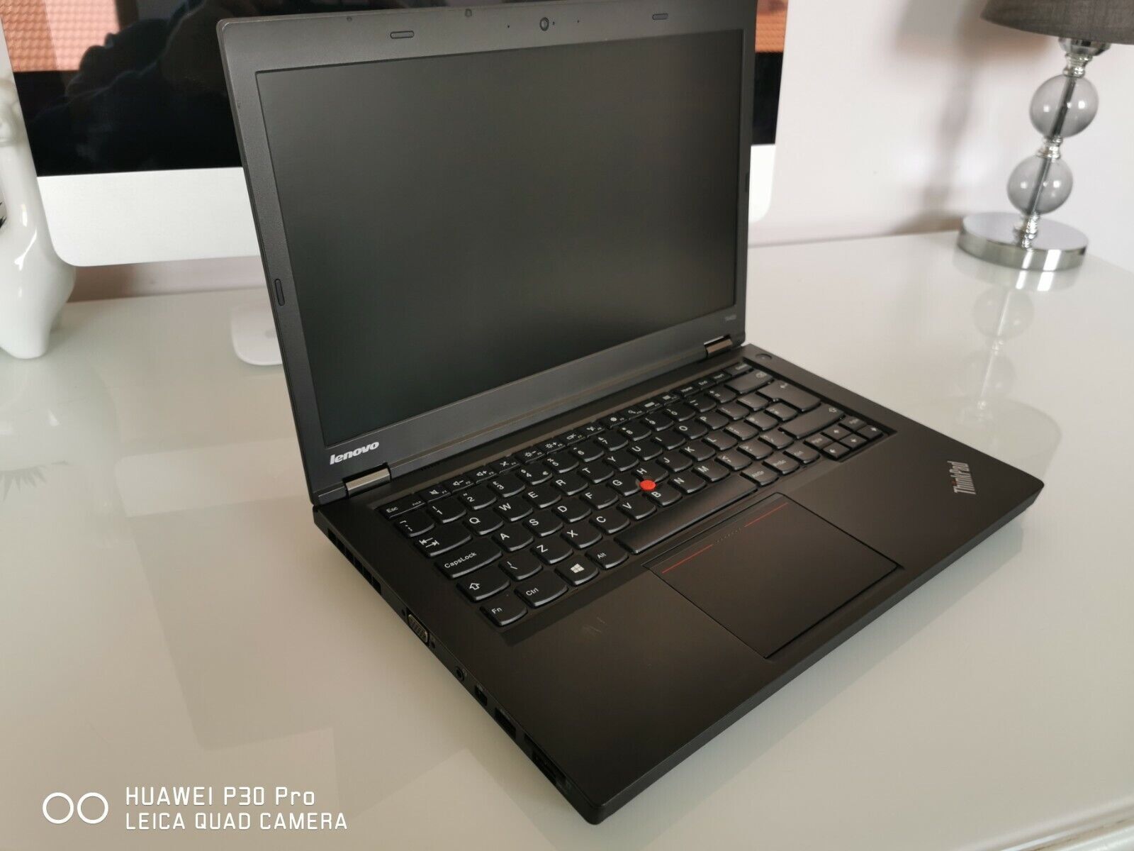Lenovo T440p Core I 5 4gb 320gb DVD Burner Webcam Windows 10 Professional