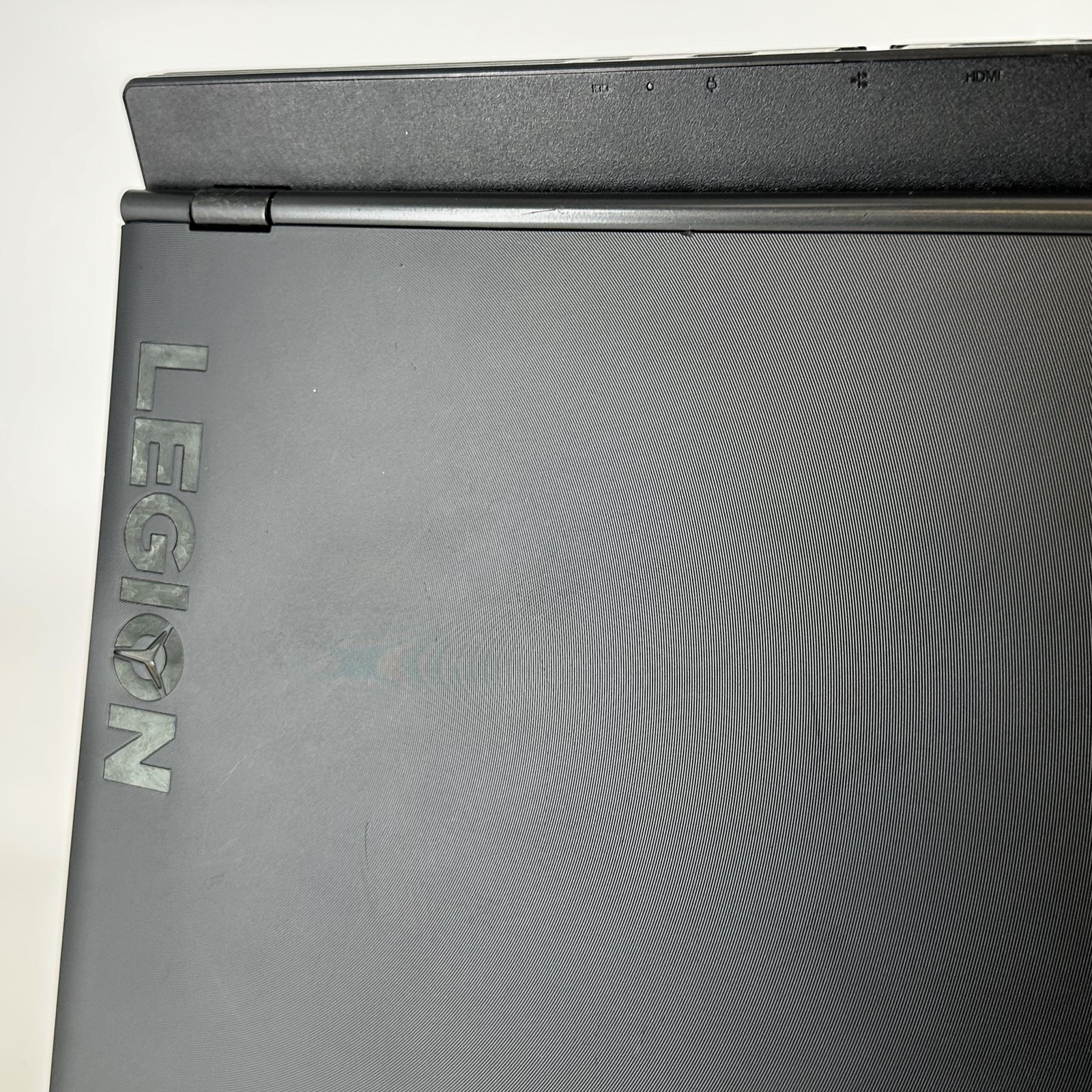 Lenovo Legion Y540 15 143Hz FHD i7-9750H 2.60GHz 16GB 512GB SSD/1TB HDD RTX 2060