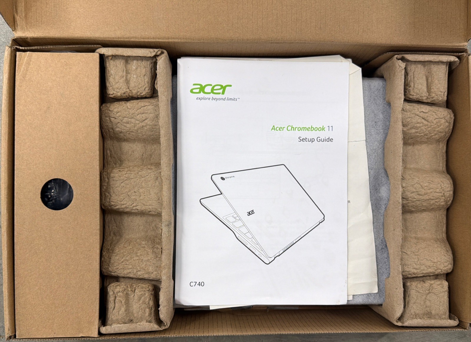 NEW OPEN BOX Acer chromebook 11 c740-C3P1 Intel Celeron 3205U 2GB RAM 16GB SSD