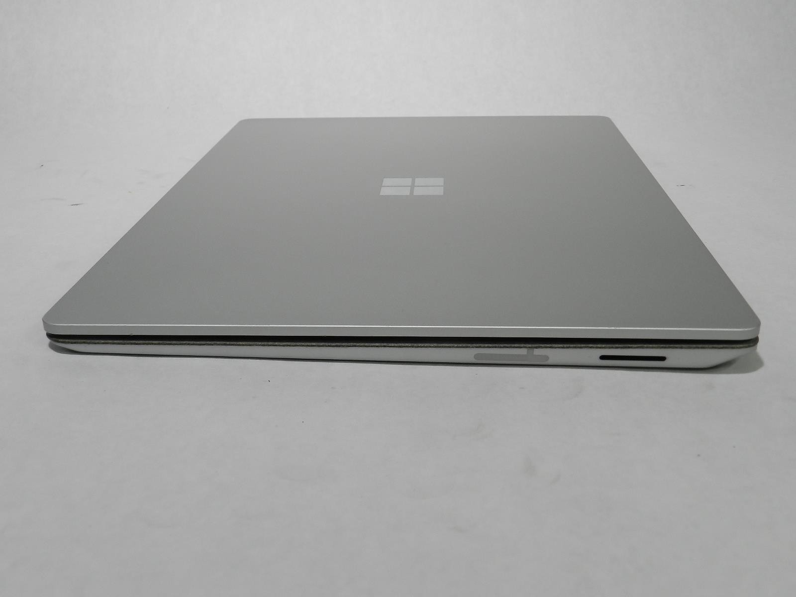 MICROSOFT SURFACE LAPTOP 2 | i5-8350U | 128GB SSD | 8GB | BH: 88% | w/ Dock 1