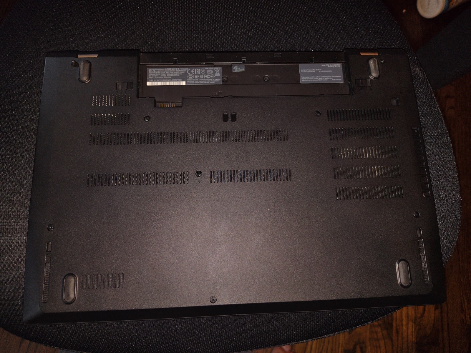 Lenovo ThinkPad P52s 15.6″ i7-8650u 256GB SSD 8GB RAM Win11 NVIDIA OFFICE 2024