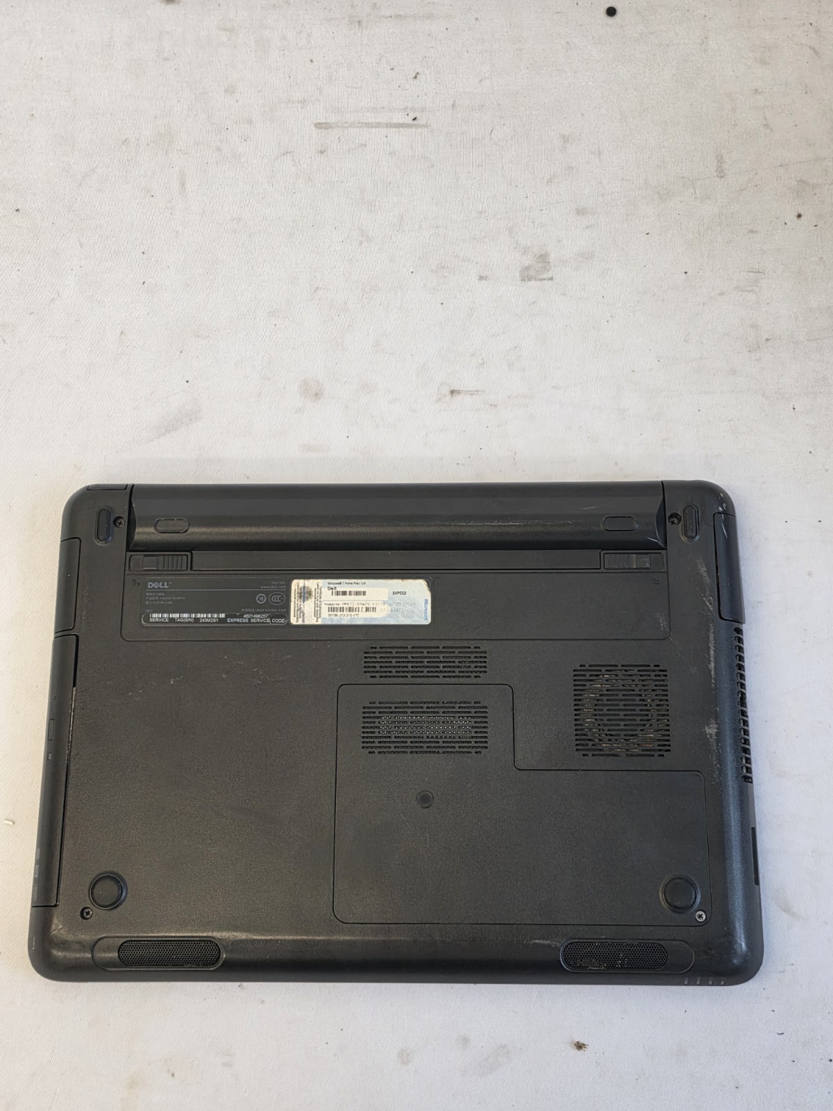 Dell Inspiron N411Z Laptop – Intel i5-2430m – 6GB RAM 640GB HDD BAD BATT – READ