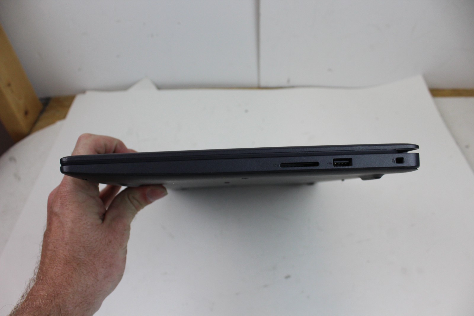 Dell Inspiron 3502 15.6″ Celeron N4020 4GB RAM 128GB SSD w/ OS NO CHARGER