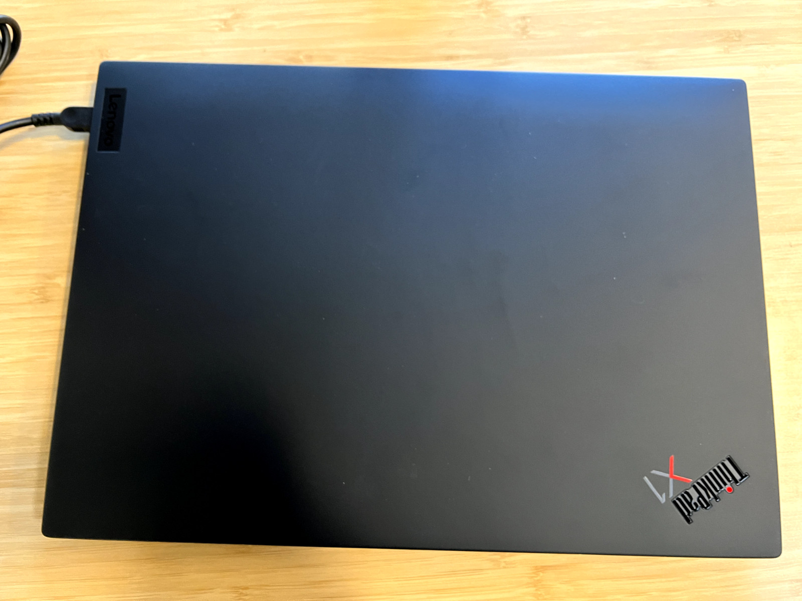Lenovo ThinkPad X1 Carbon 9th Gen (1 TB SSD, Intel Core i5 11th Gen., 16GB RAM)