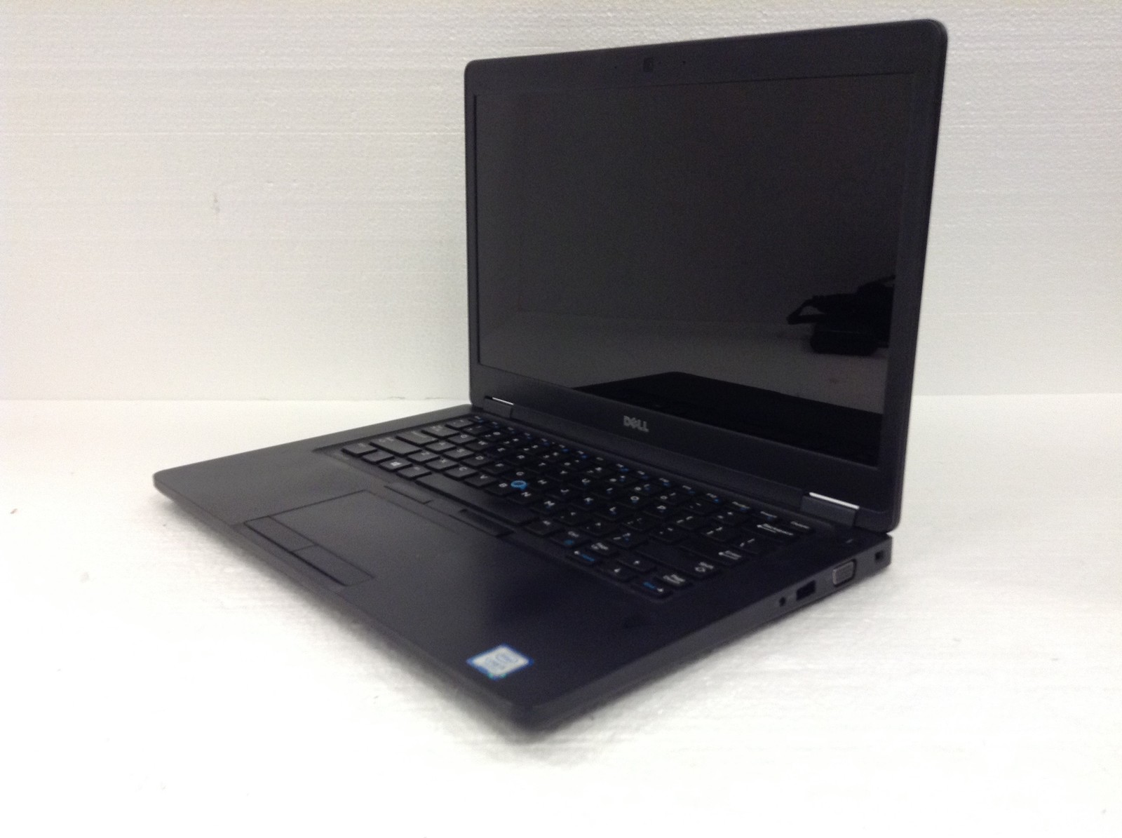 Dell Latitude 5480 Laptop i5-7300U 2.60GHz 14″ Touchscreen, For Parts, FREE SHIP