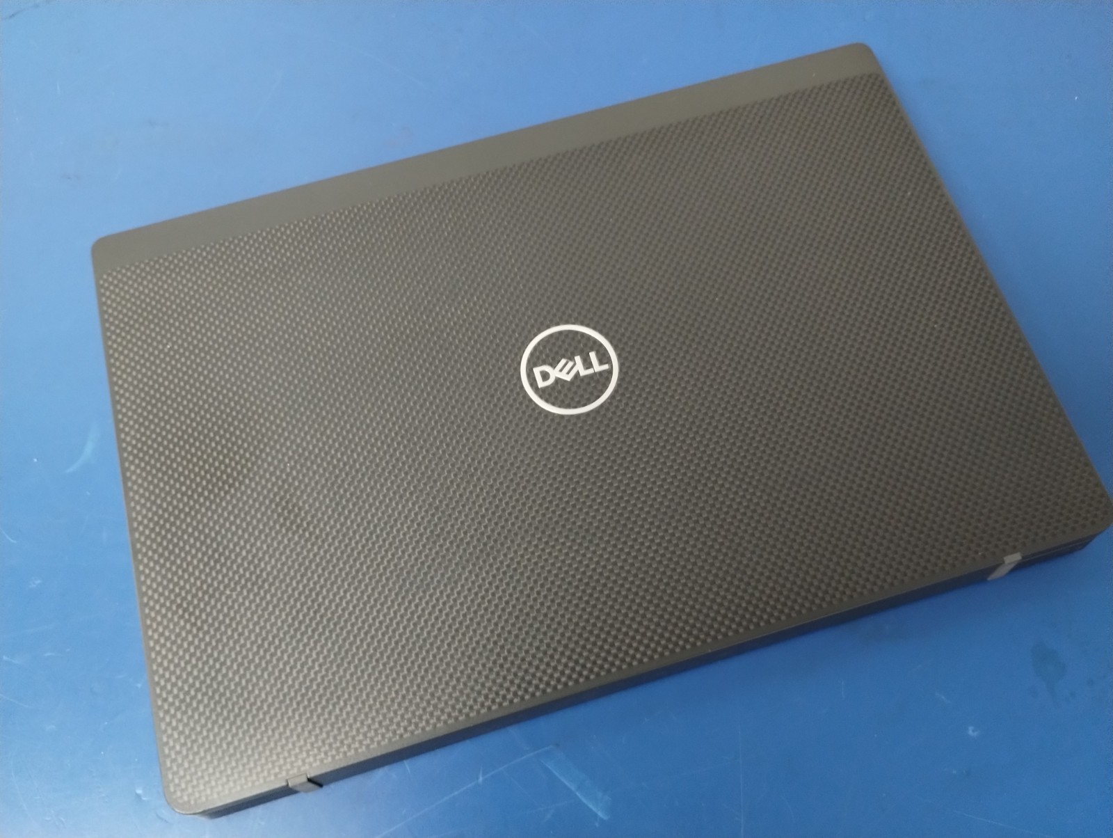 Latitude 7400, 14 Inch Screen, i7-8650U 1.90 GHz, Intel(R) UHD Graphics 620