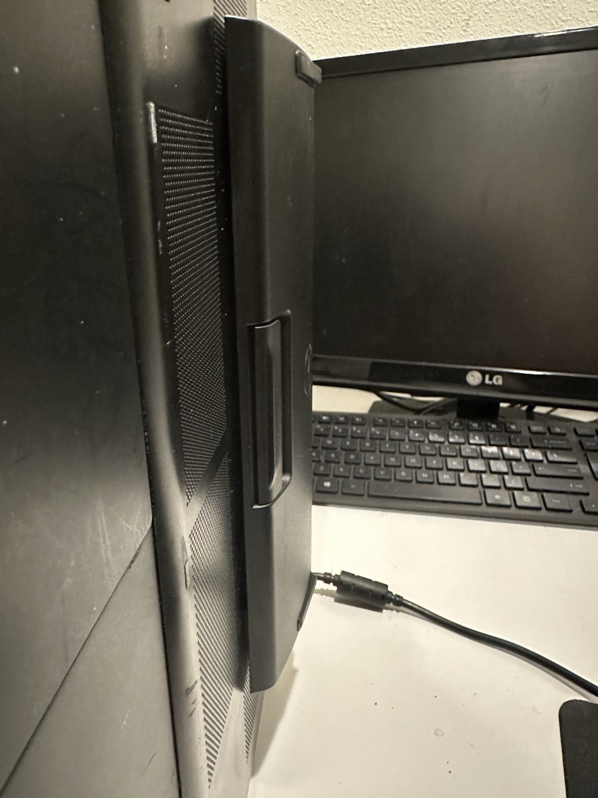 Dell Precision M6800 Laptop 17.3″ Intel Core I7-4810MQ, 32GB RAM, K5100M GPU