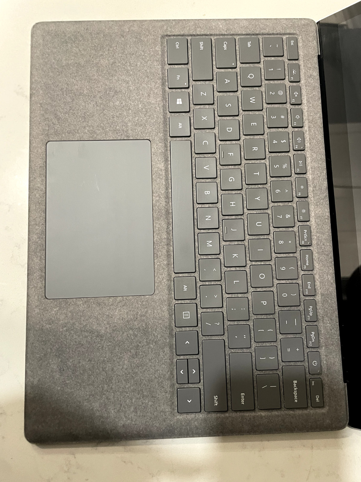 Microsoft Surface Laptop 4 13″ (256GB SSD, Ryzen 5, 2.20 GHz, 8GB) Laptop -…