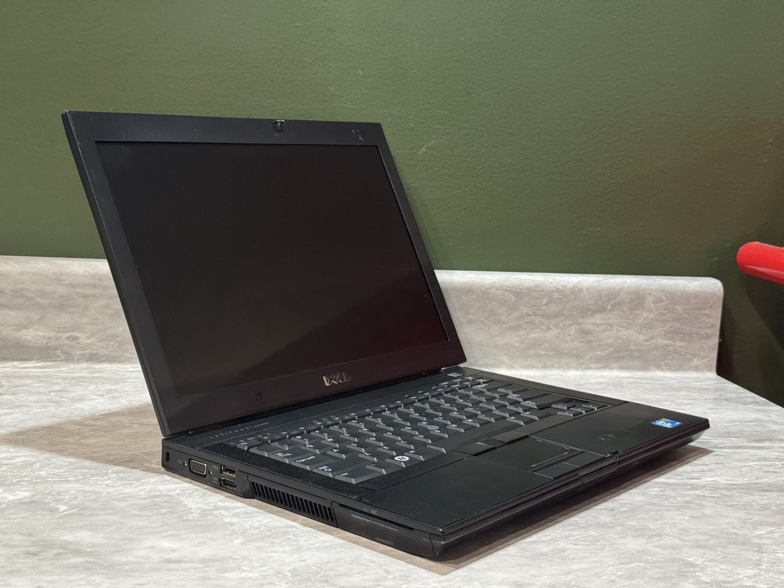 Dell Latitude e6400 14″ Laptop Intel C2D 2.53GHz 4gb RAM 320gb HDD Windows 7