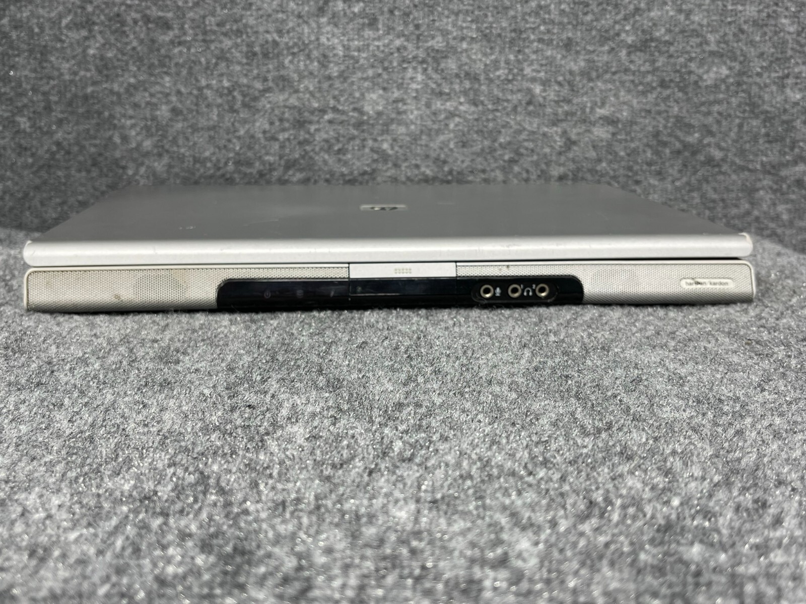 HP Pavilion DV1000 Laptop Intel Centrino For Parts Repair Notebook
