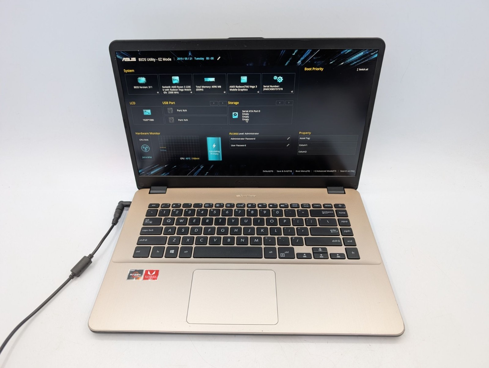 Asus F505ZA-DB31 15.6″ Screen AMD Ryzen 3 2200U 2.50 GHz 4GB RAM Gold Laptop