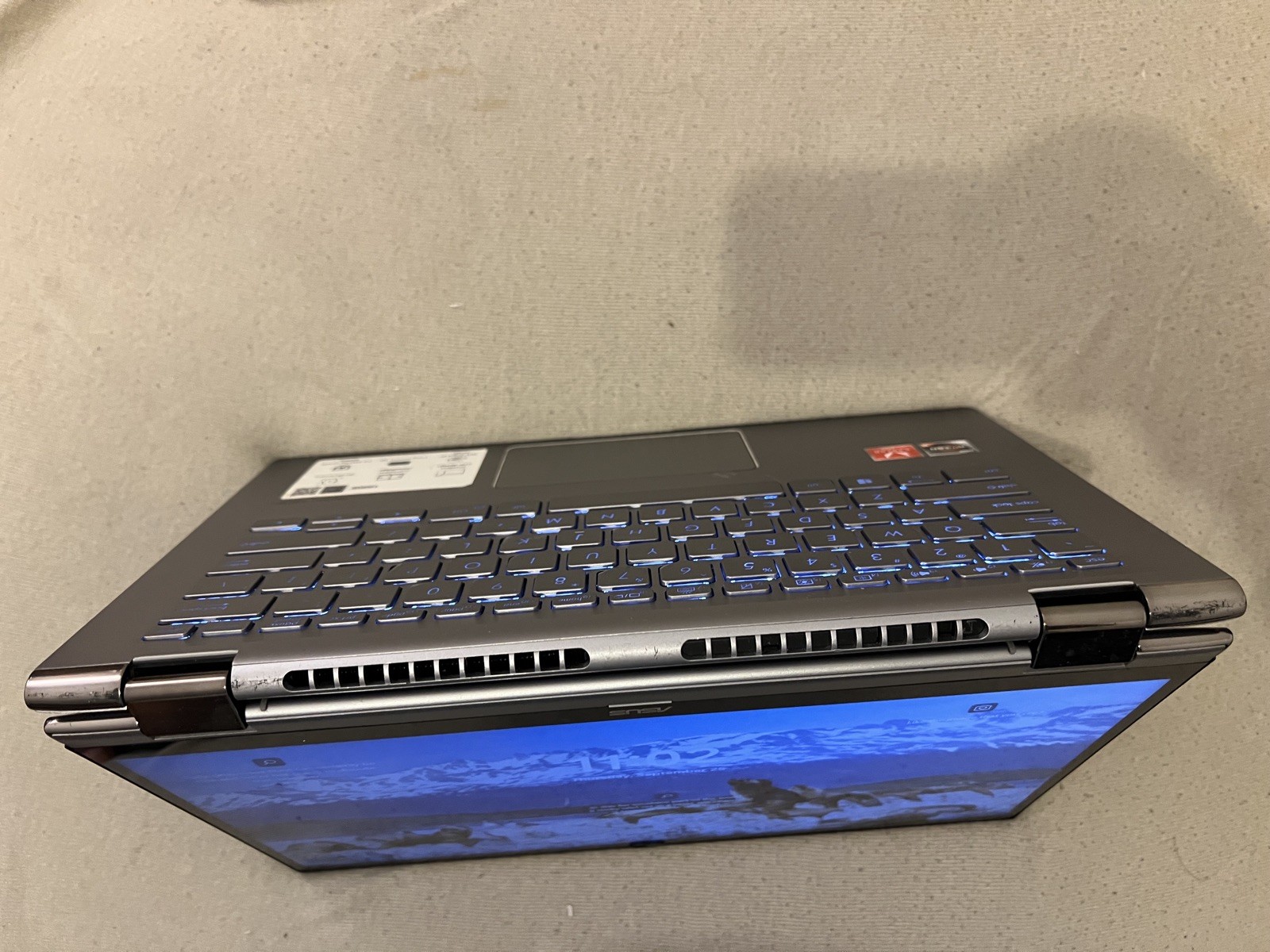 Asus ZeenBook Q406DA Ryzen 5 3500U AMD Vega 8 Touchscreen Display flip tablet