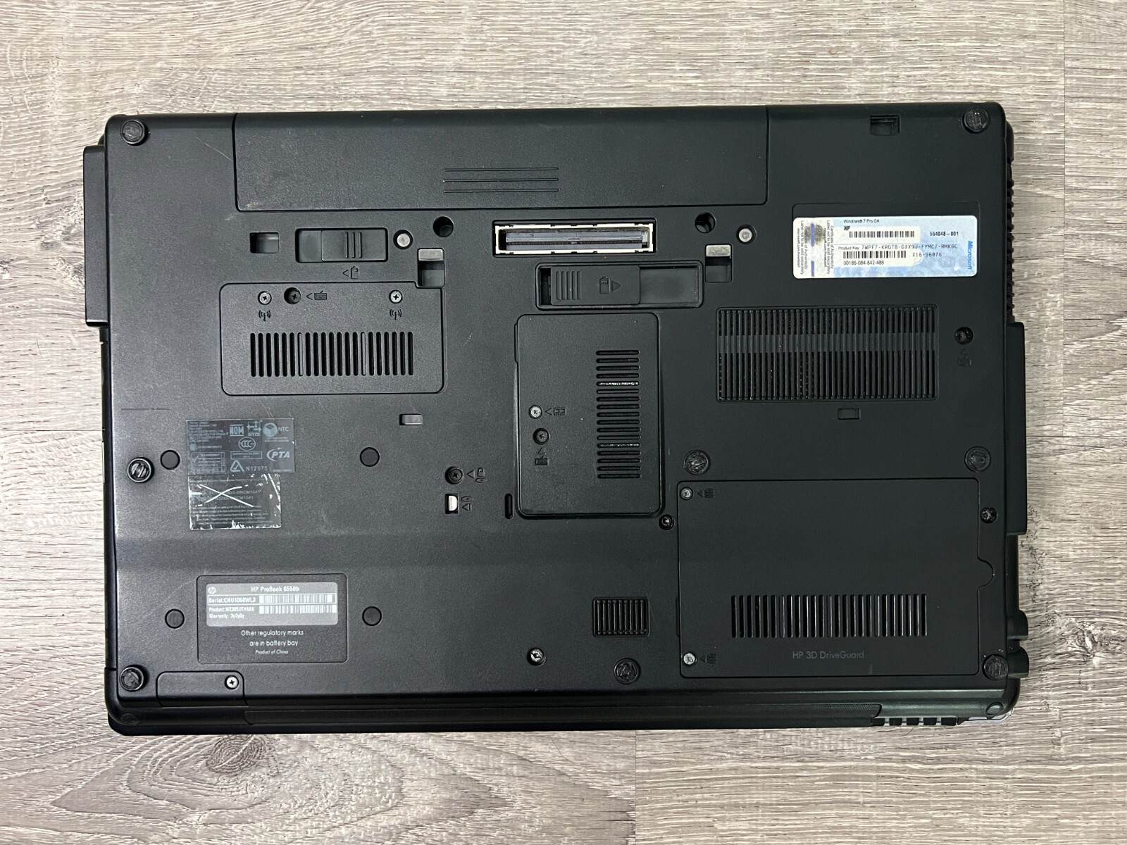 HP ProBook 6550b Intel Core i5 2.67GHz No RAM No HDD For Parts AS IS