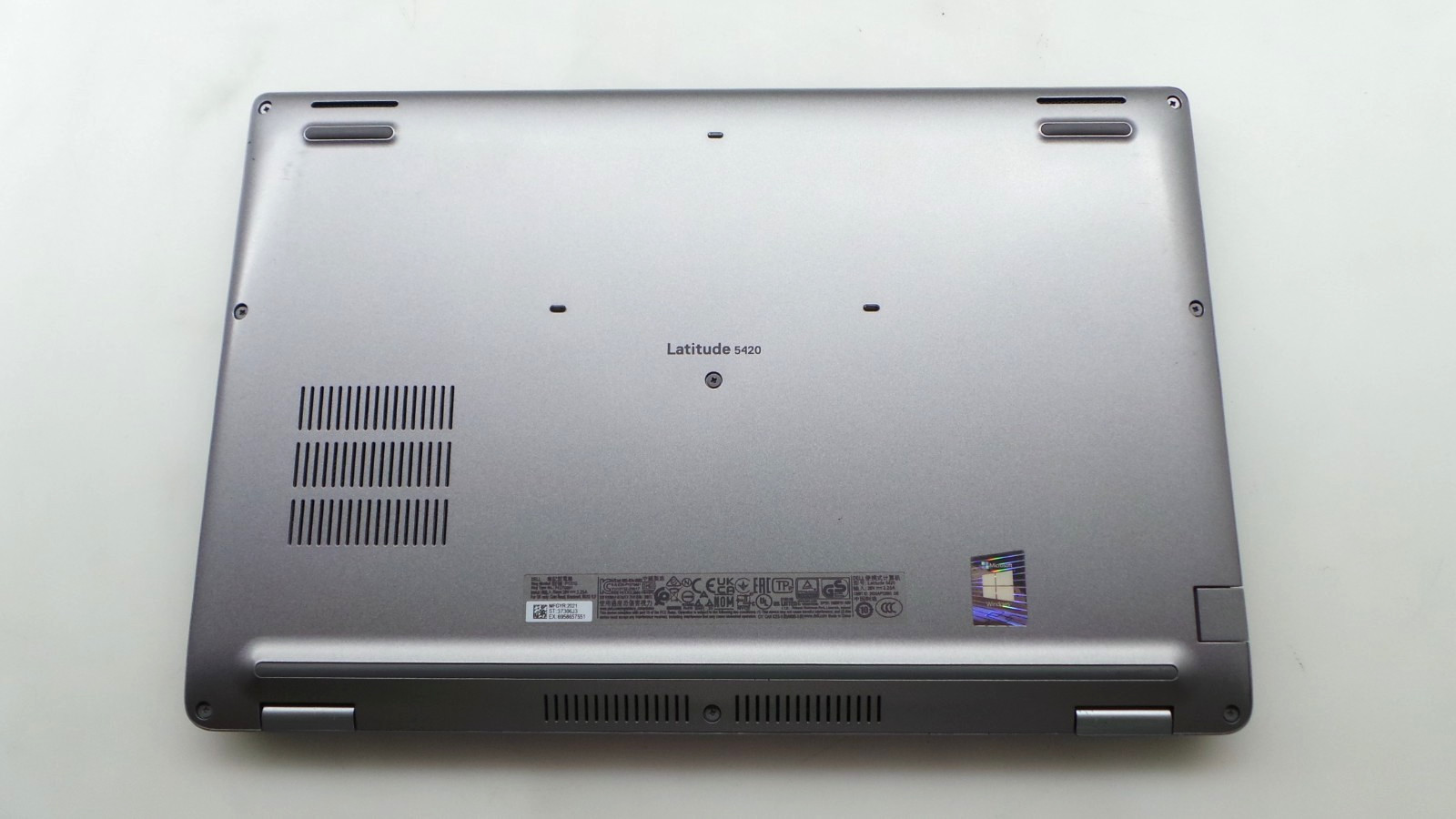 Dell Latitude 5420 | 14″ | i5-1135G7 2.40GHz | 16GB RAM 512GB NVMe | WIN 11 PRO