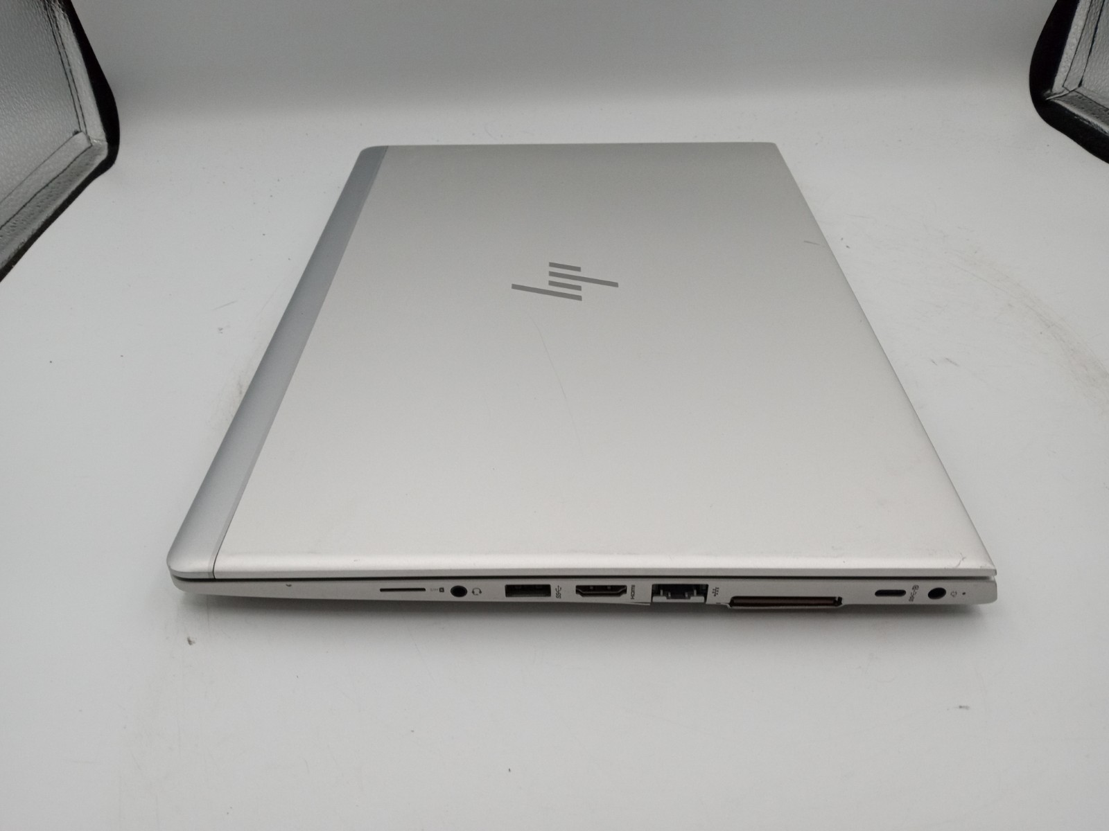 HP EliteBook 745 G6 14″ Touchscreen AMD R5 3500U 4GB 128GB Windows 11 NO BATTERY