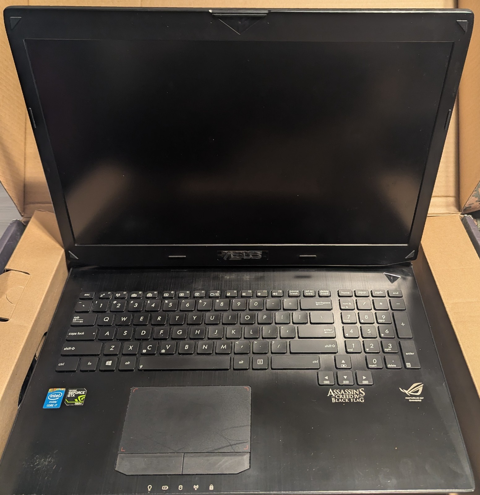 ASUS ROG G750JH A.C. Blk Flg 17.3in. (1TB, Intel Core i7 4th Gen., 2.4GHz, 24GB)