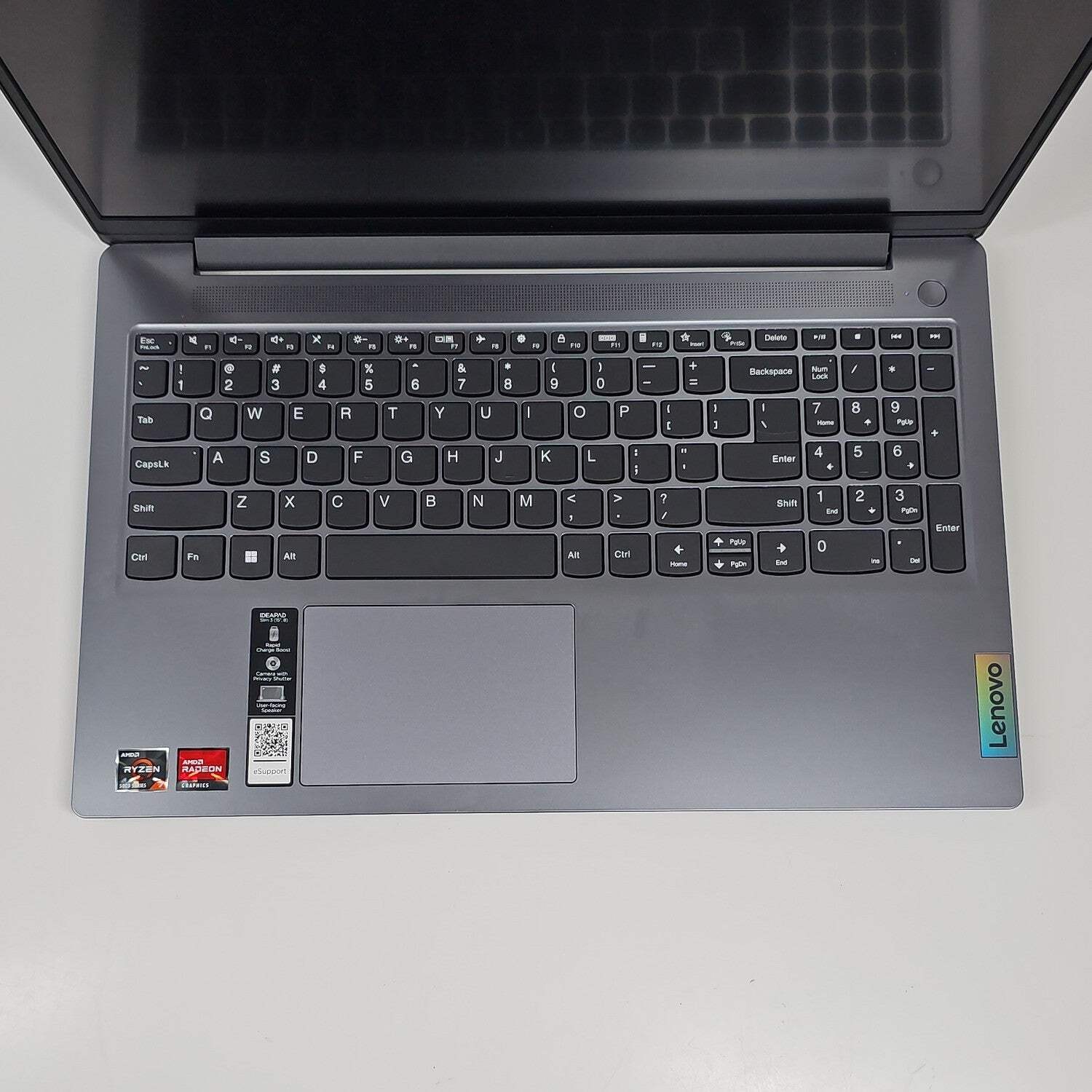 Lenovo IdeaPad 3 15ABR8 15.6″ Ryzen 7 5825U 2.0GHz 16GB RAM 512GB SSD