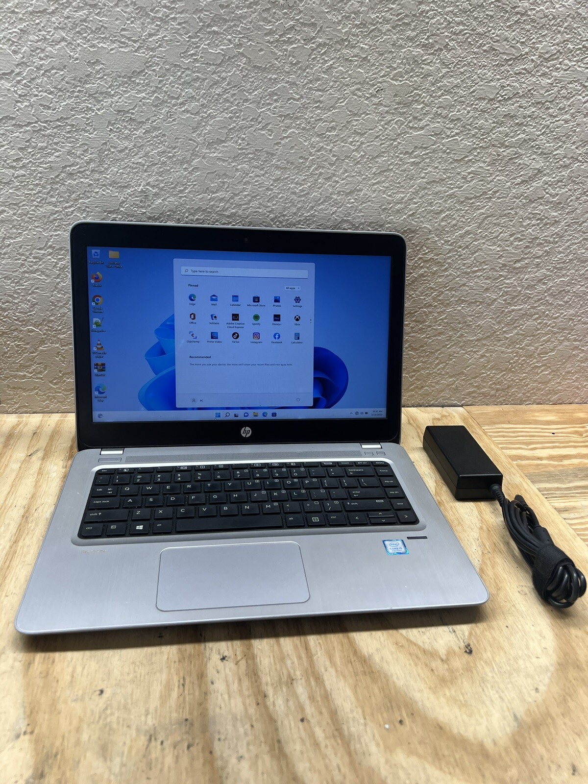 HP ProBook 440 G4 14″ HD i5-7200U 2.5GHz 8GB RAM 256GB W11