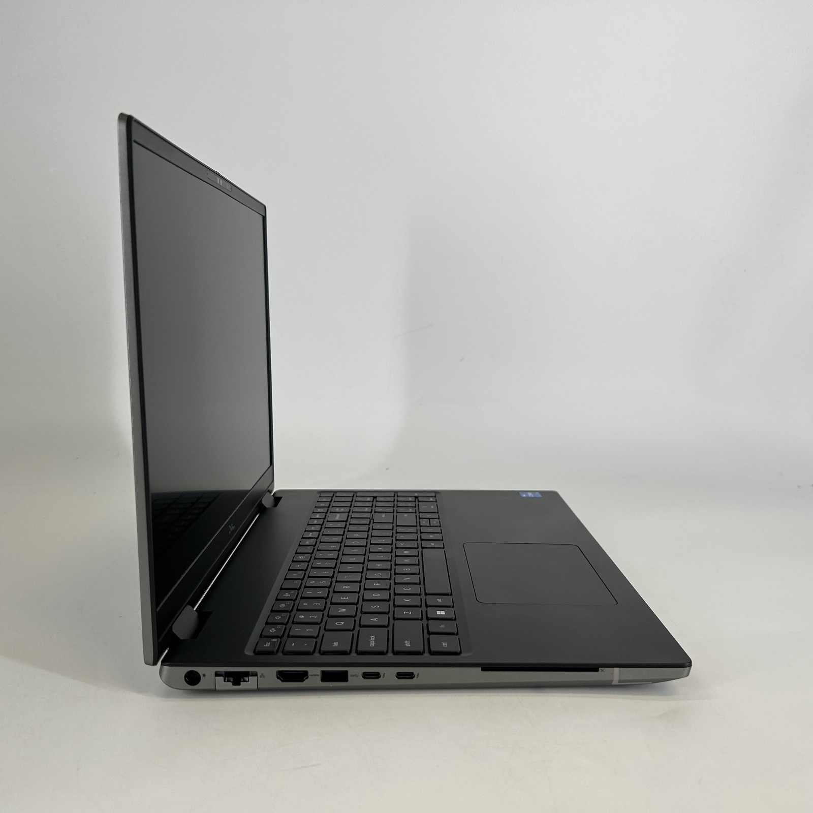 Dell Precision 7680 16 FHD+ 2.6 GHz i5-13600HX 16GB 512GB SSD RTX A1000