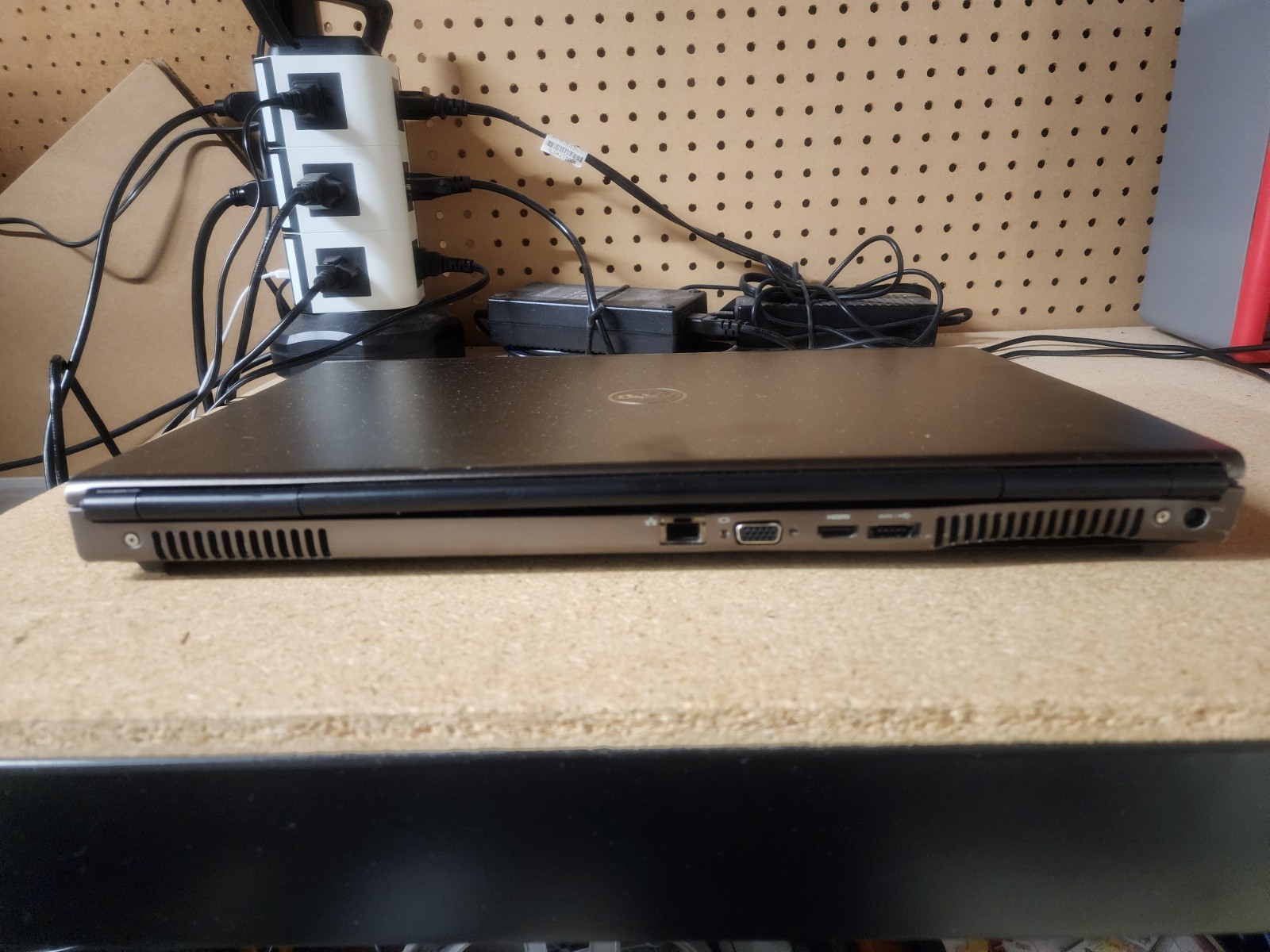 Dell Precision M6600 Laptop i7-2640M 2.8GHz 8GB RAM No HDD/OS | Parts / Repair