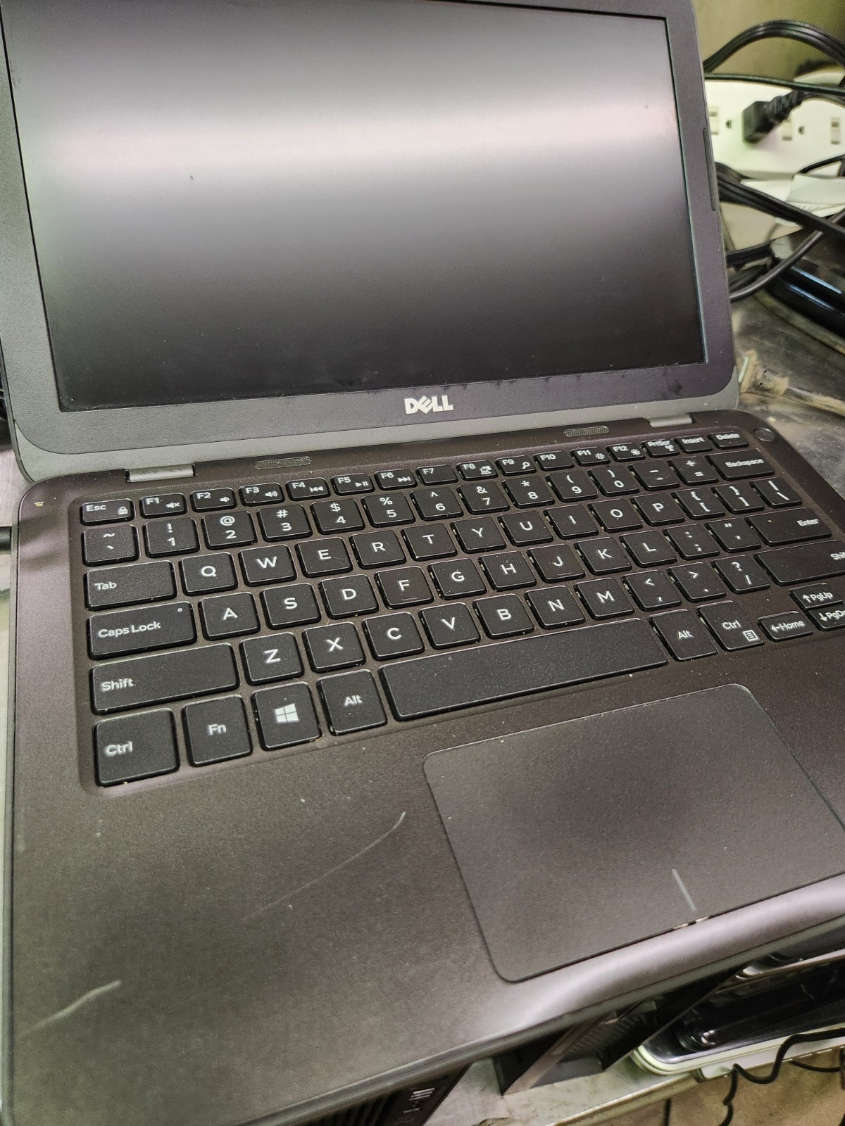 Dell Inspiron 11 3180 AMD A6-9220e @ 1.6GHz 4GB RAM 32GB eMMC Good Battery