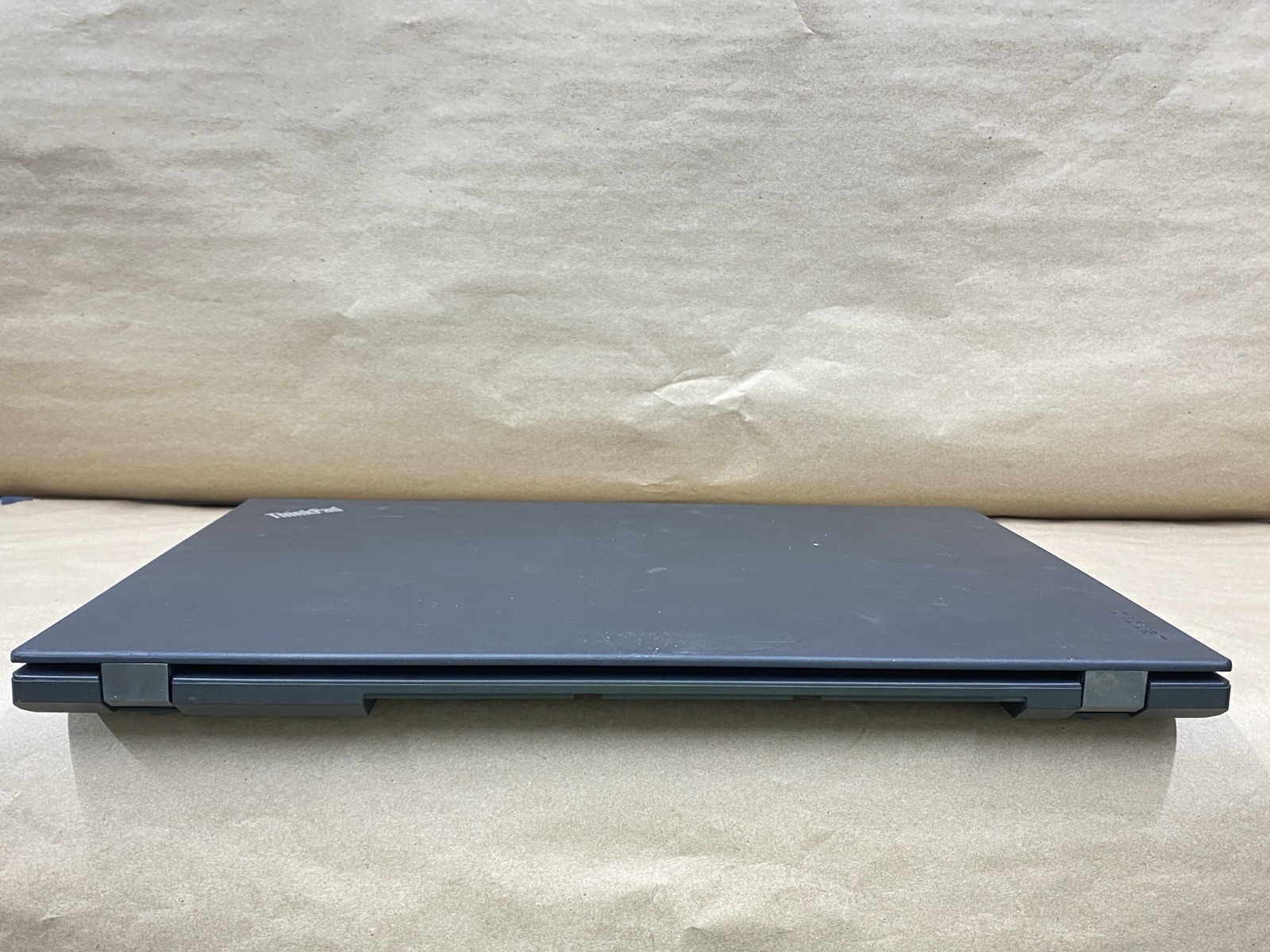 Lenovo T560 – 16″ 1366×768 – I5-6200U – 4GB – 128GB SSD – Win 10 Pro