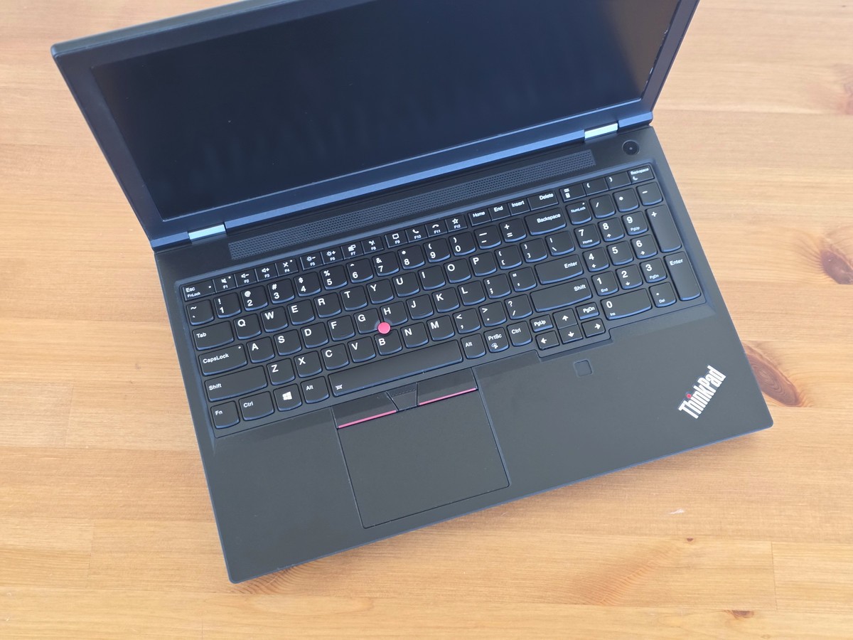 Lenovo ThinkPad P15 Gen 1 i7-10850H 32GB 15.6″ 4K HDR 3840×2160 NVIDIA RTX 3000