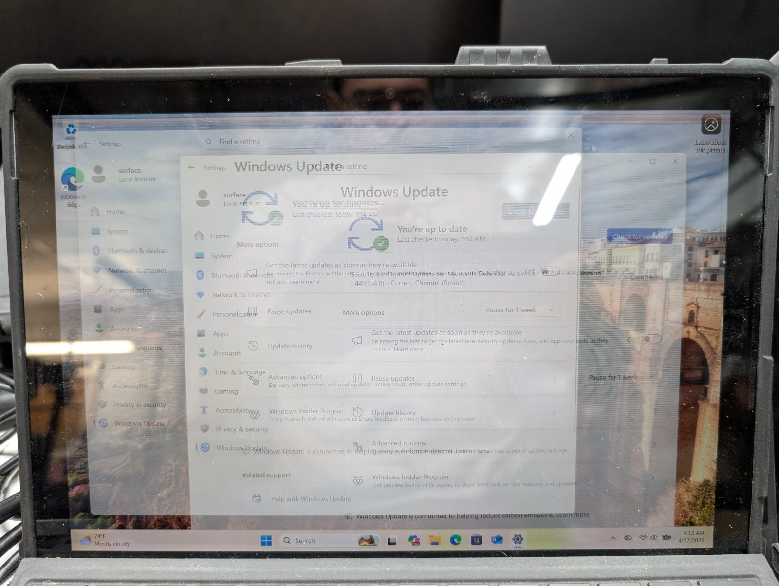 MICROSOFT SURFACE 1866 i5-1035G4@1.1GHz,8GB RAM,250GB SSD/Screen Issues /See PiC