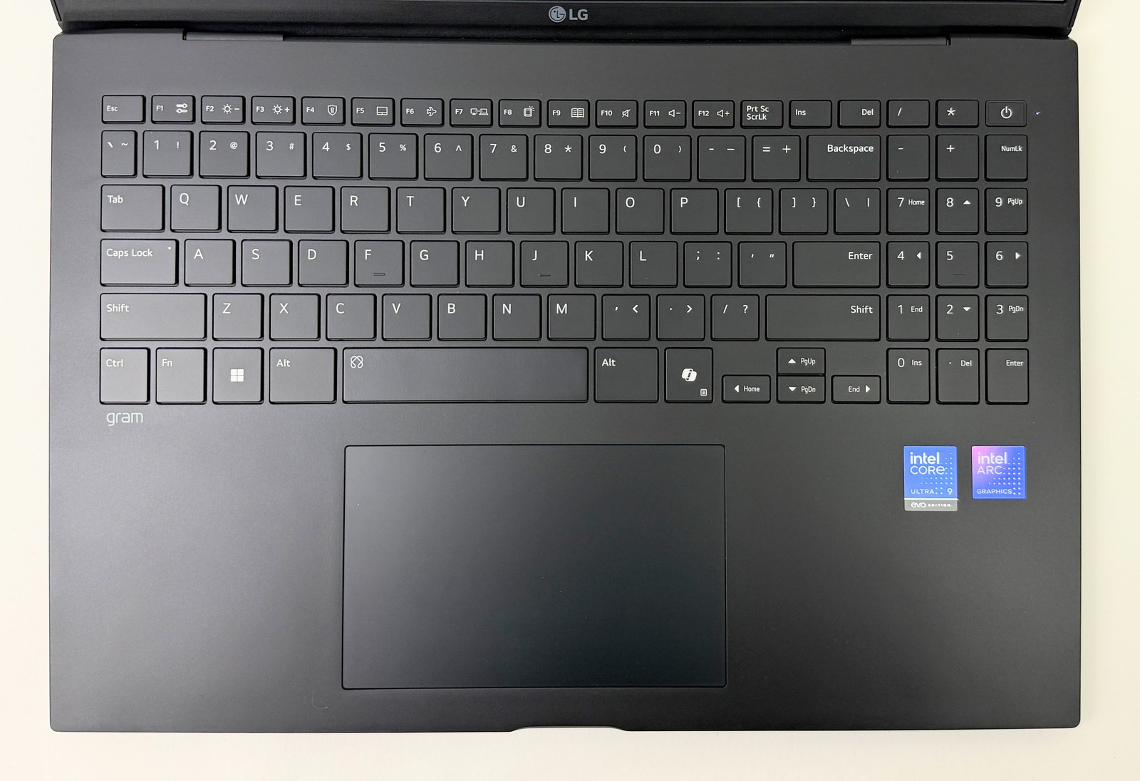 LG Gram 16Z90TL 16″ Touch Ultra 9 288V 32GB 2TB SSD W11H Thin Lightweight Laptop